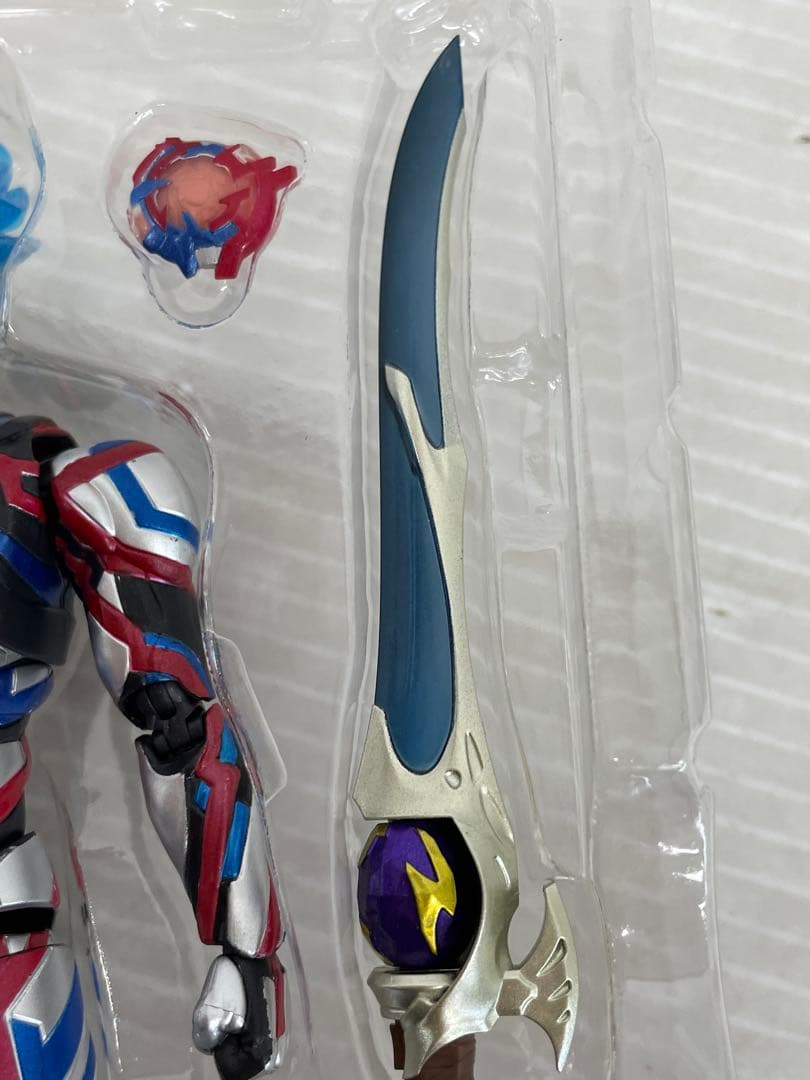 kntoy62-0493 S.H.Figuarts ウルトラマンブレーザー