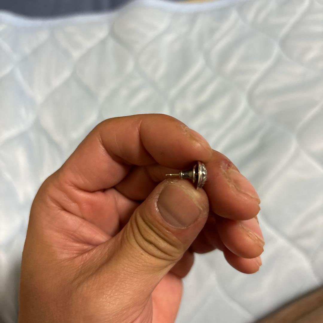 クロスボールダイヤパブエーピアス