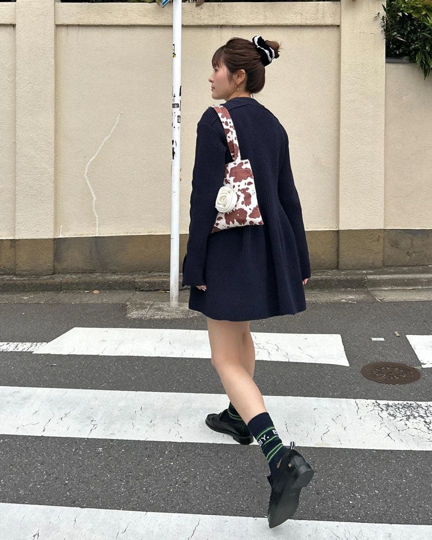 Bibiy. B WILLOW DRESS ネイビー - メルカリ