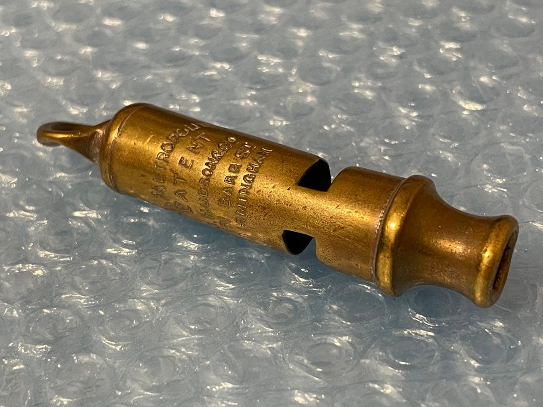 [骨董] Metropolitan Police Whistle 1886-87 骨董] Metropolitan Police Whistle 1886-87 The Metropolitan Antique