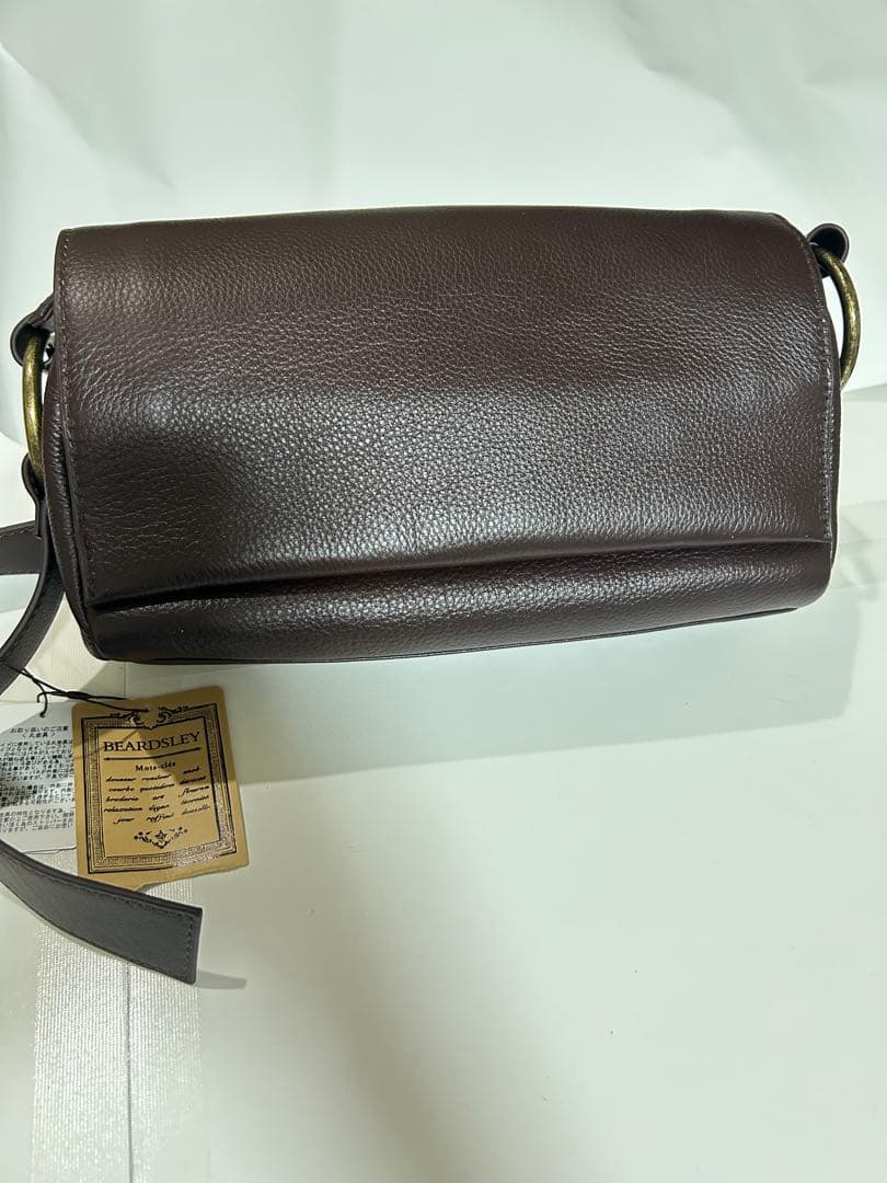 BEARDSLEY ビアズリー レザーボディバッグ　ブラウン BEARDSLEY ビアズリー レザーボディバッグ ブラウン - メルカリ
