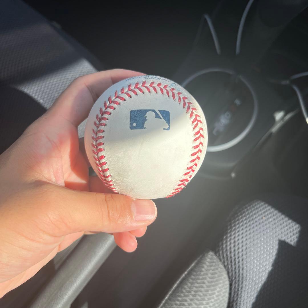 今年のWBCでの日本代表練習球です。やや汚れや傷がありますが、貴重だ