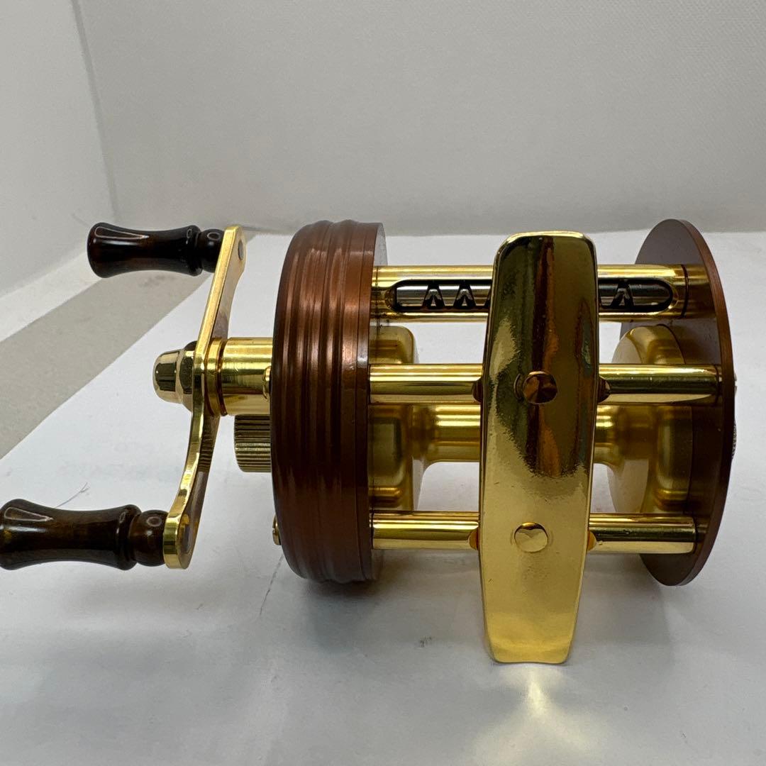 B.P.Bait Revolver No.411 ベイトリール