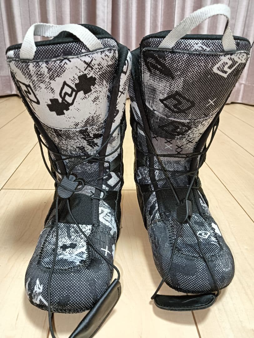 スノーボード DEELUXE EMPIRE 25.5cm