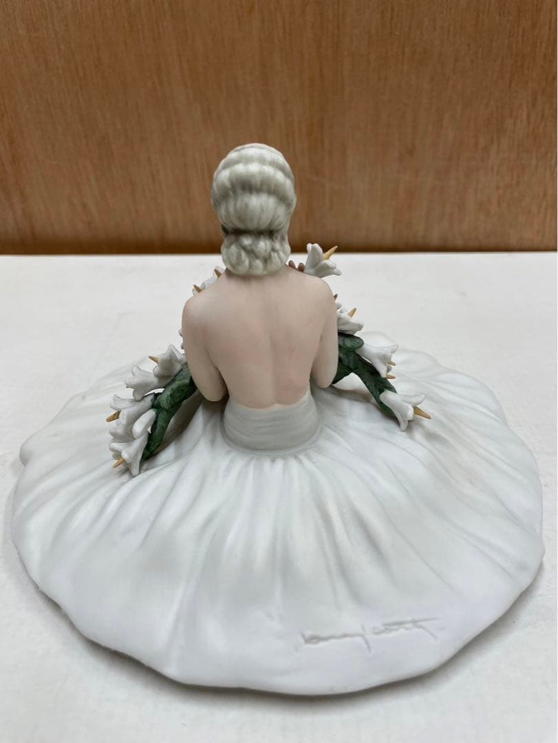 ルイ・イカール ( ユリ ) Icart Figurine Leslis