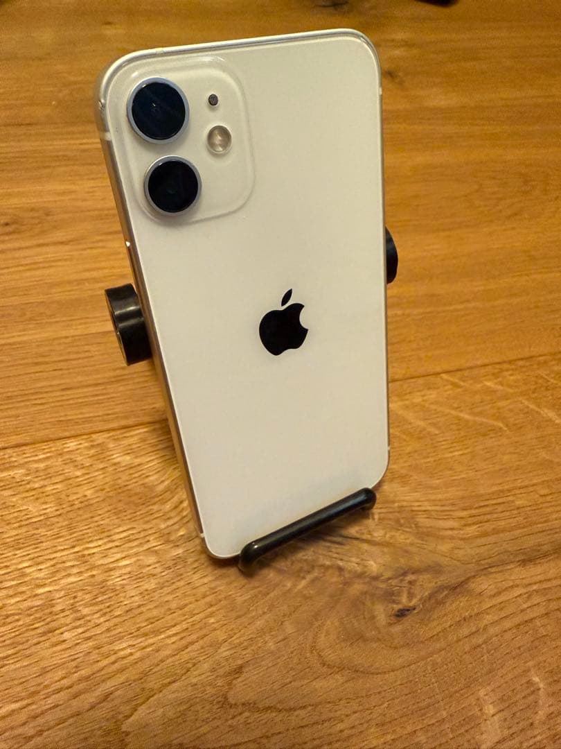 iPhone 12 mini 128GB + ケース + 純正充電ケーブルiPhone 12 mini