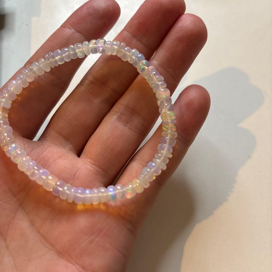 運命の出会いを引き寄せる！プレシャスオパール！不調が治った日にきたオパールだよ！