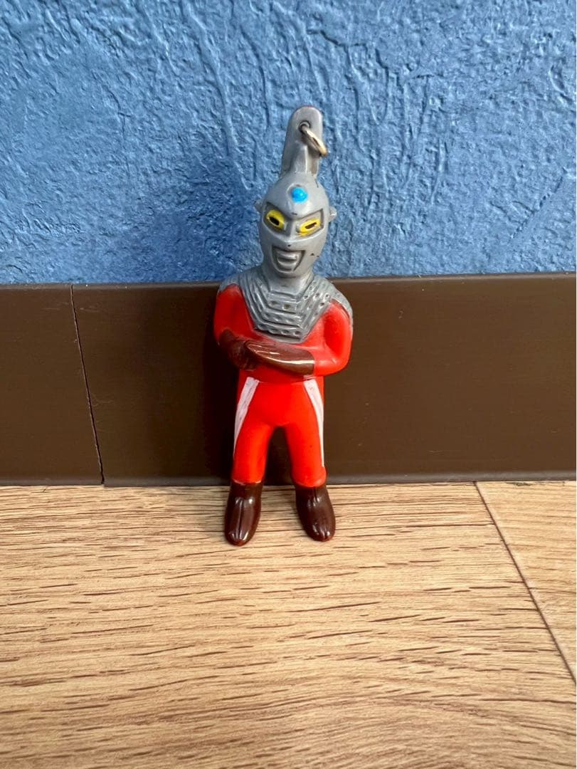 昭和レトロ ウルトラマン ミニソフビ キーホルダー 当時物 フィギュア ユタカ ウルトラマン ミニソフビ人形 - 「宝の森」昭和レトロ雑貨