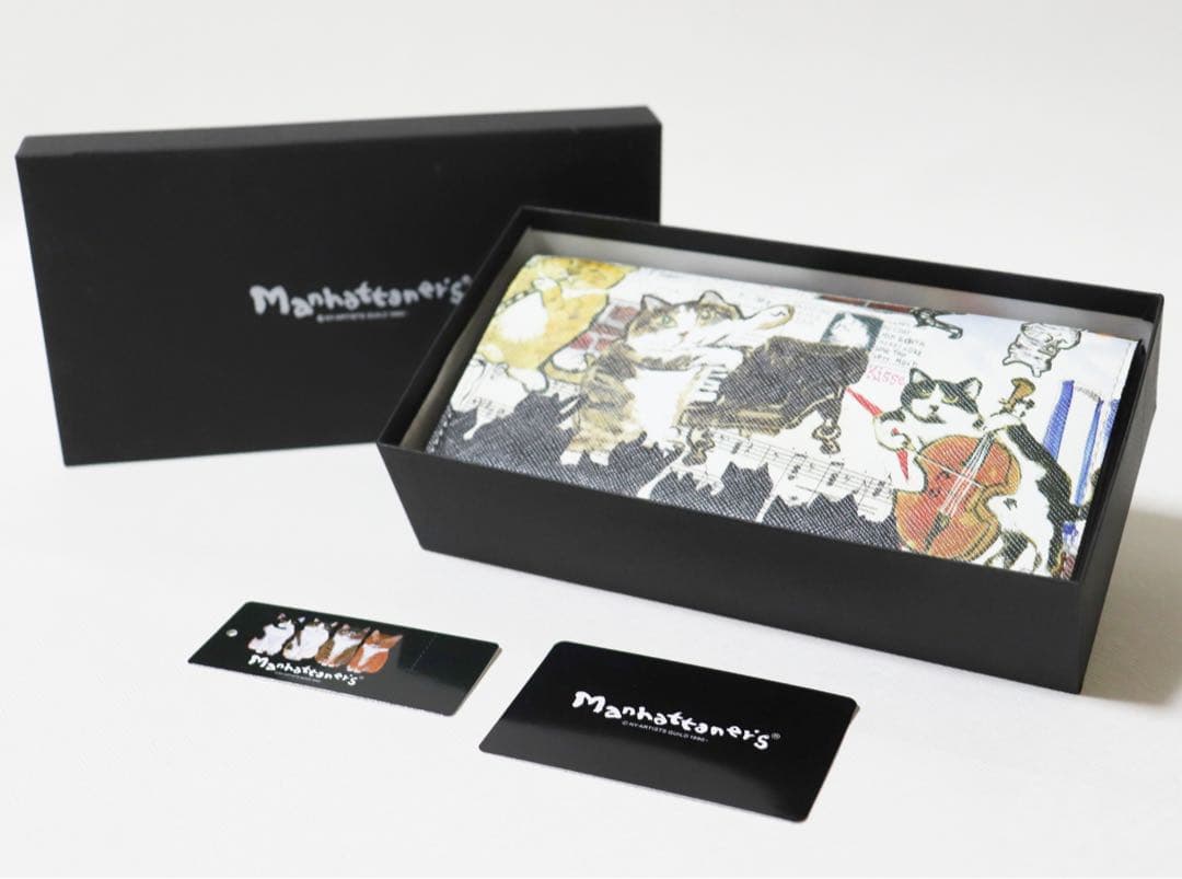 《マンハッタナーズ》箱付新品【ミュージック、ミュージック】レザーかぶせ式長財布
