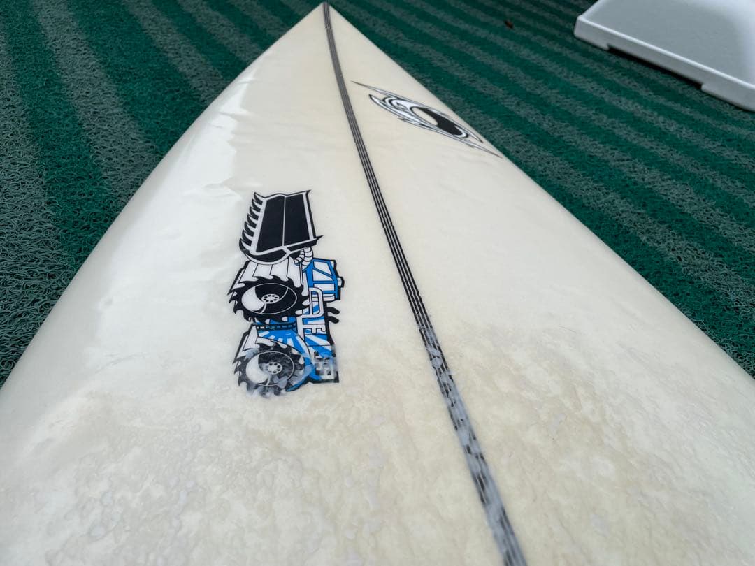 JS モンスター8 5'10 26.2L INSIST ショートボード