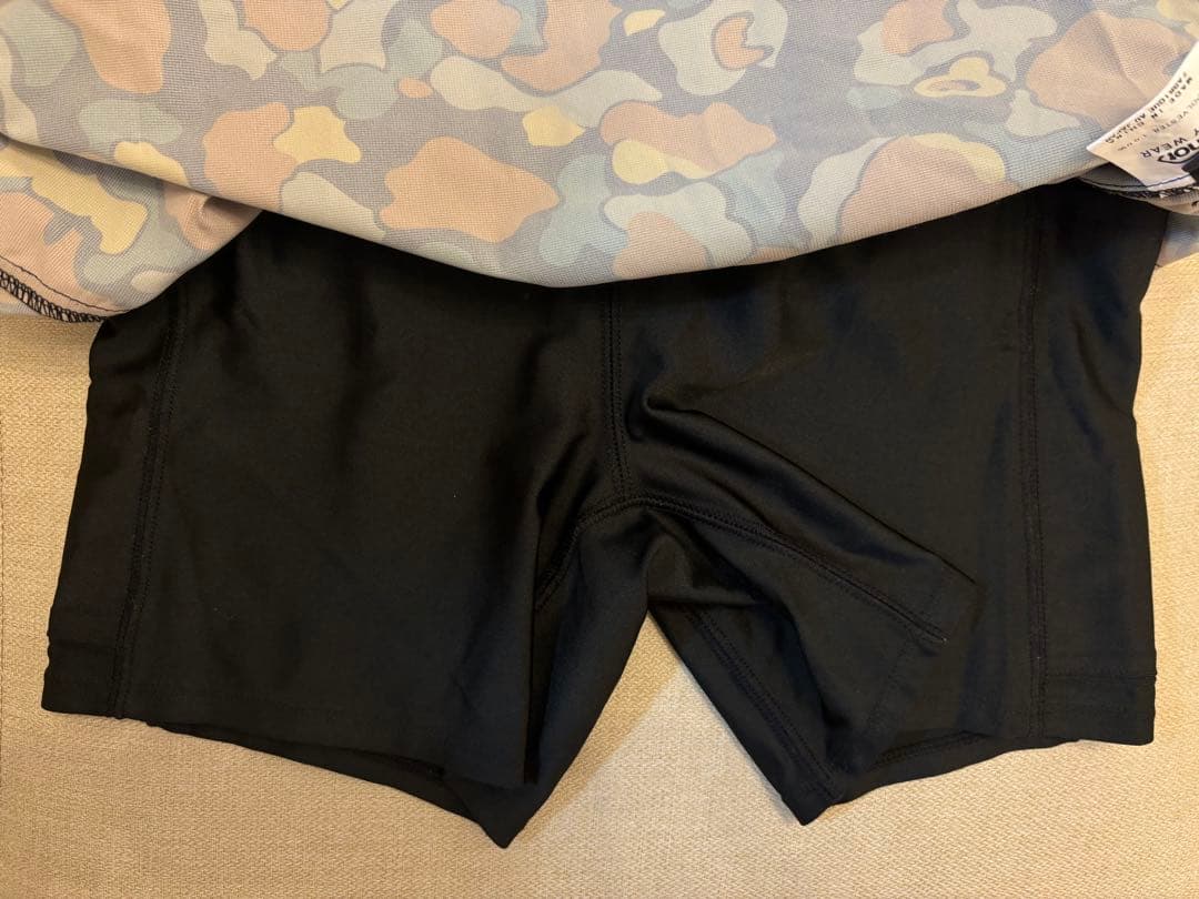 ranor プリーツランスカ 黒/カーキ ranor プリーツランスカ 黒/カーキ