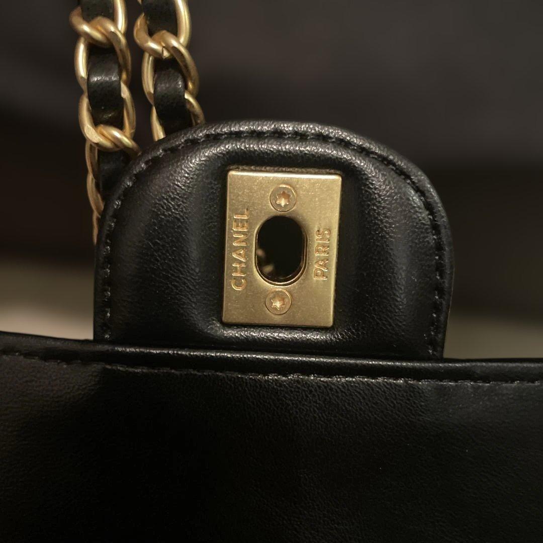CHANEL ブラックレザー ショルダーバッグノベルティー - メルカリ