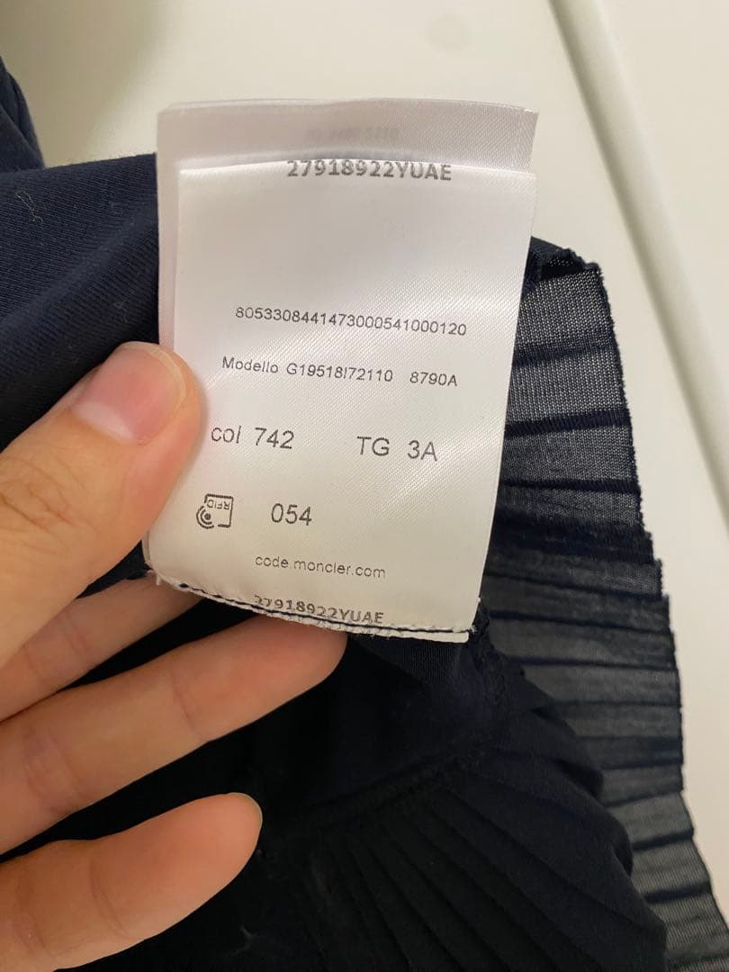 美品】MONCLER 100㎝ ネイビー 半袖ワンピース - メルカリ