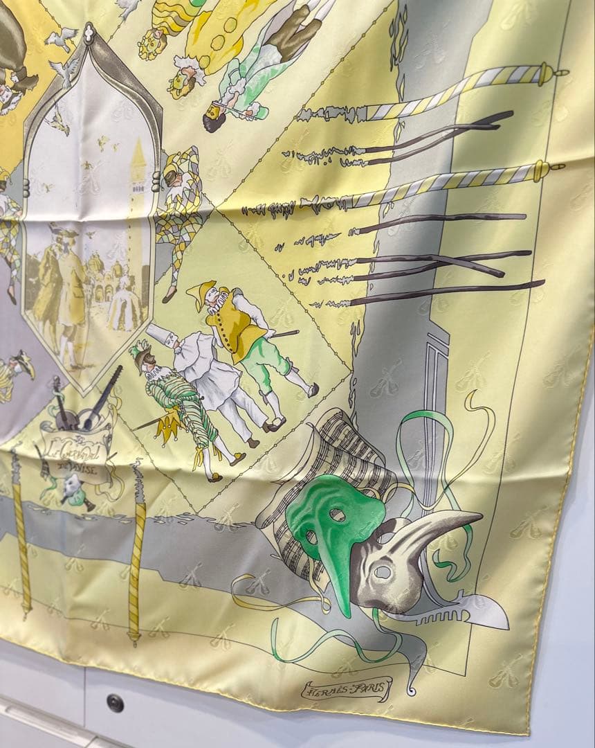 ◇HERMES エルメス カレ90 ベニスのカーニバル イエロー シルク