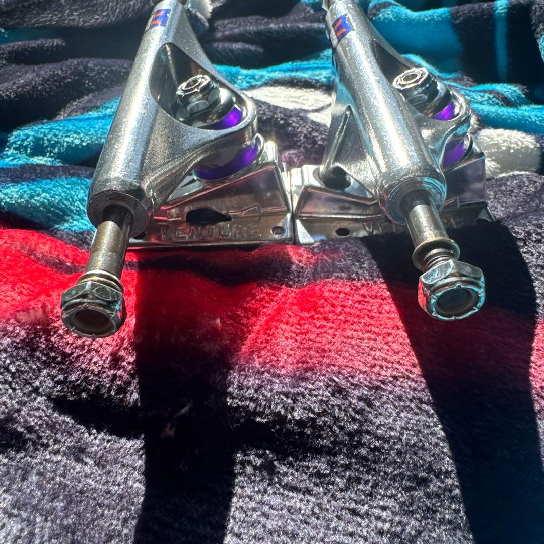 Ventur ベンチャートラックV-Lights 5.2HI 定価¥11,340