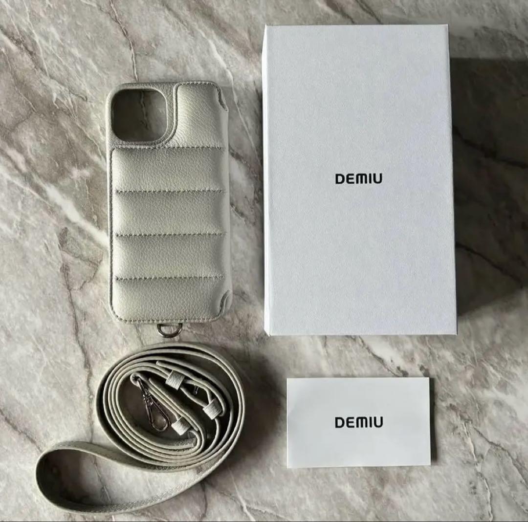 【新品】DEMIUiPhone15 BALLON パール　【箱以外！】 BALLON iPhone15