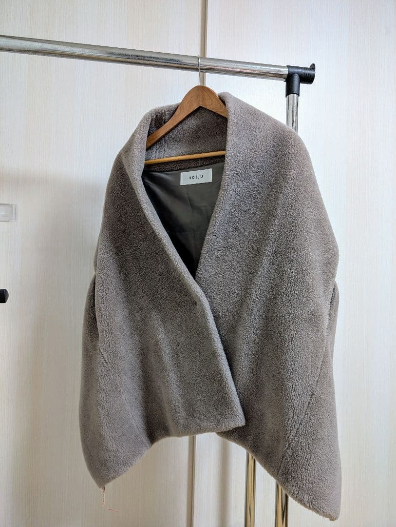 完売品】soejuソージュ ウールボアケープ 大草直子さん購入品