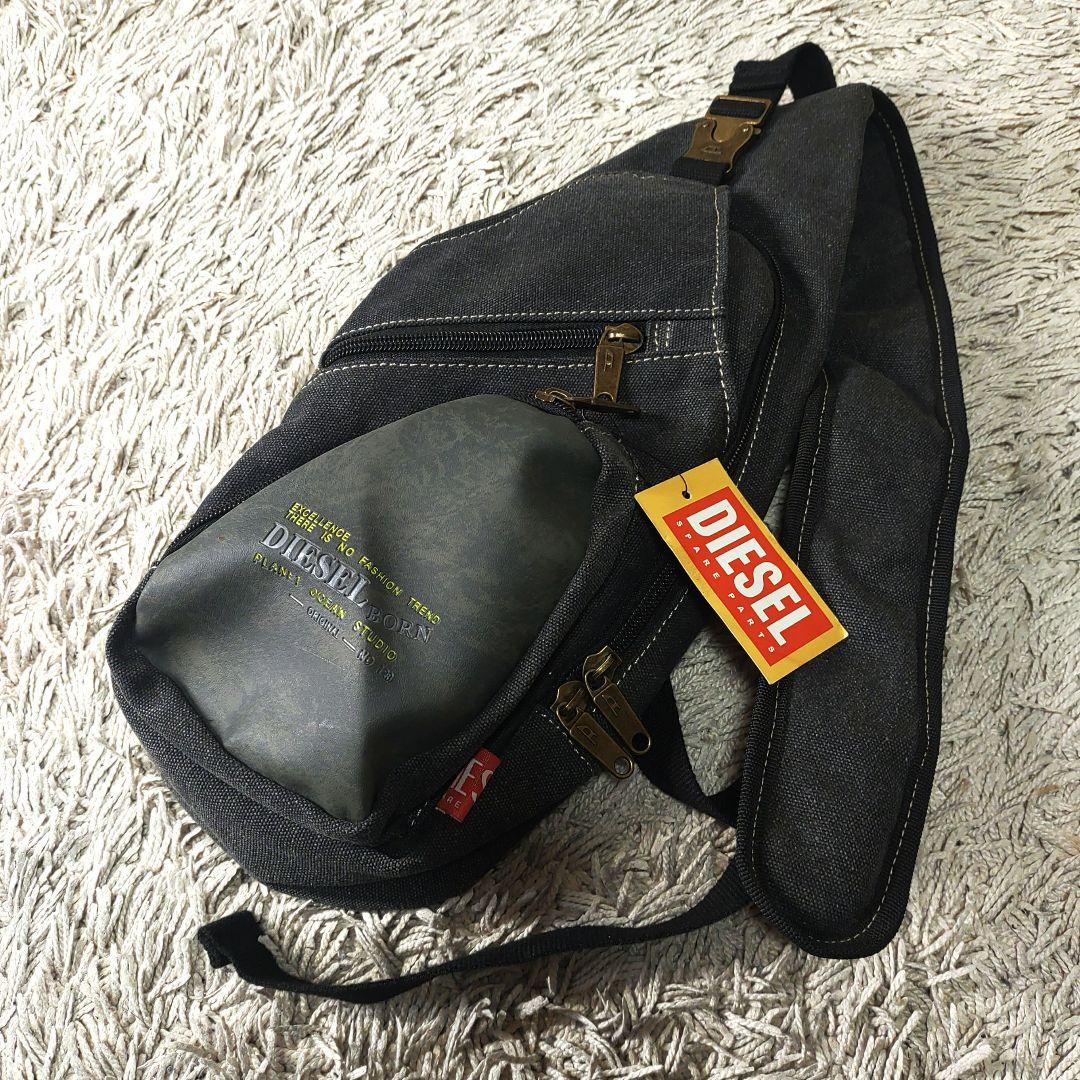 【新品未使用】DIESEL　ディーゼル　ボディバッグ　デニム　グレー ディーゼル ボディバッグ メンズ ブランド DIESEL X09372-P5183 グレー
