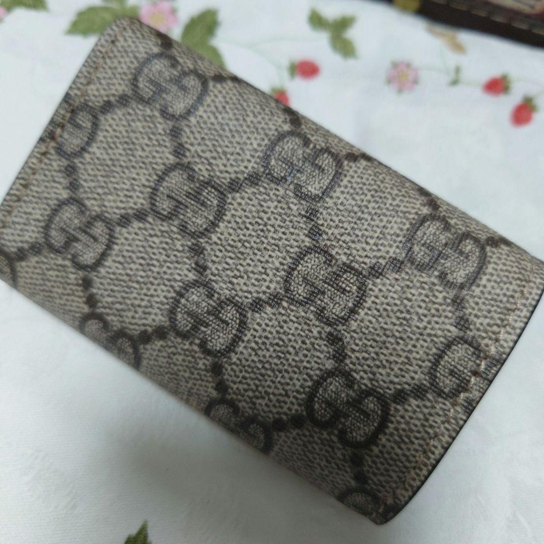 《美品》Gucci　グッチ　GGパターン　キーケース