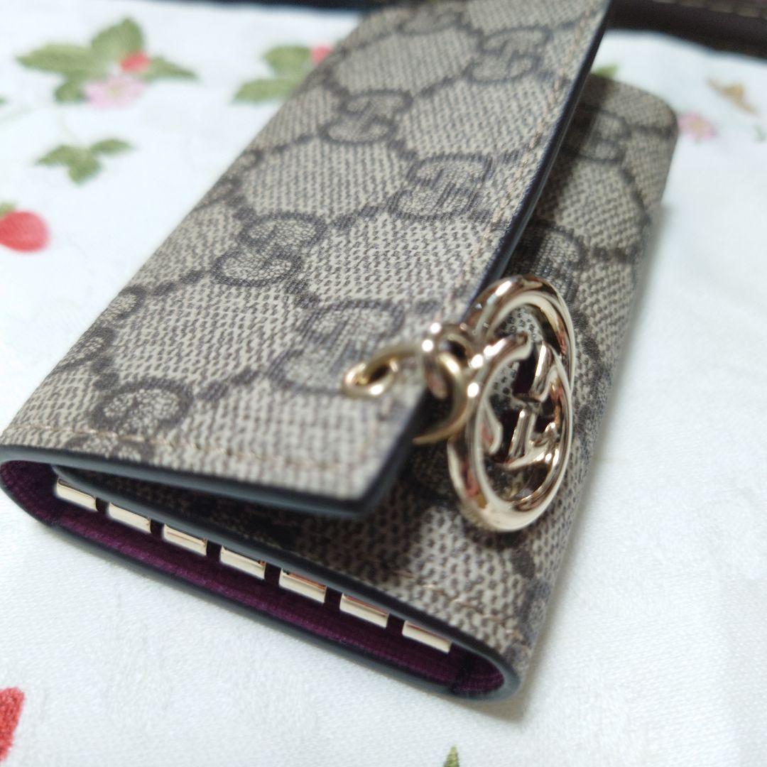 《美品》Gucci　グッチ　GGパターン　キーケース