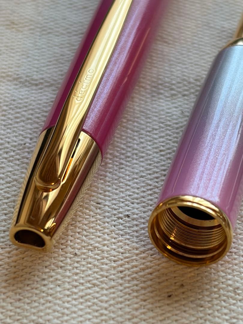 お値下げ不可 ナガサワ 万年筆 キャップレスデシモ 雪御所ザクラ F ゴールド