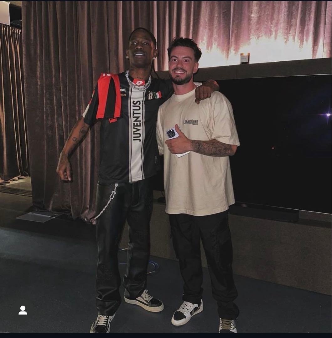 Travis Scott 着用】Juventusの公式トレーニングウェア