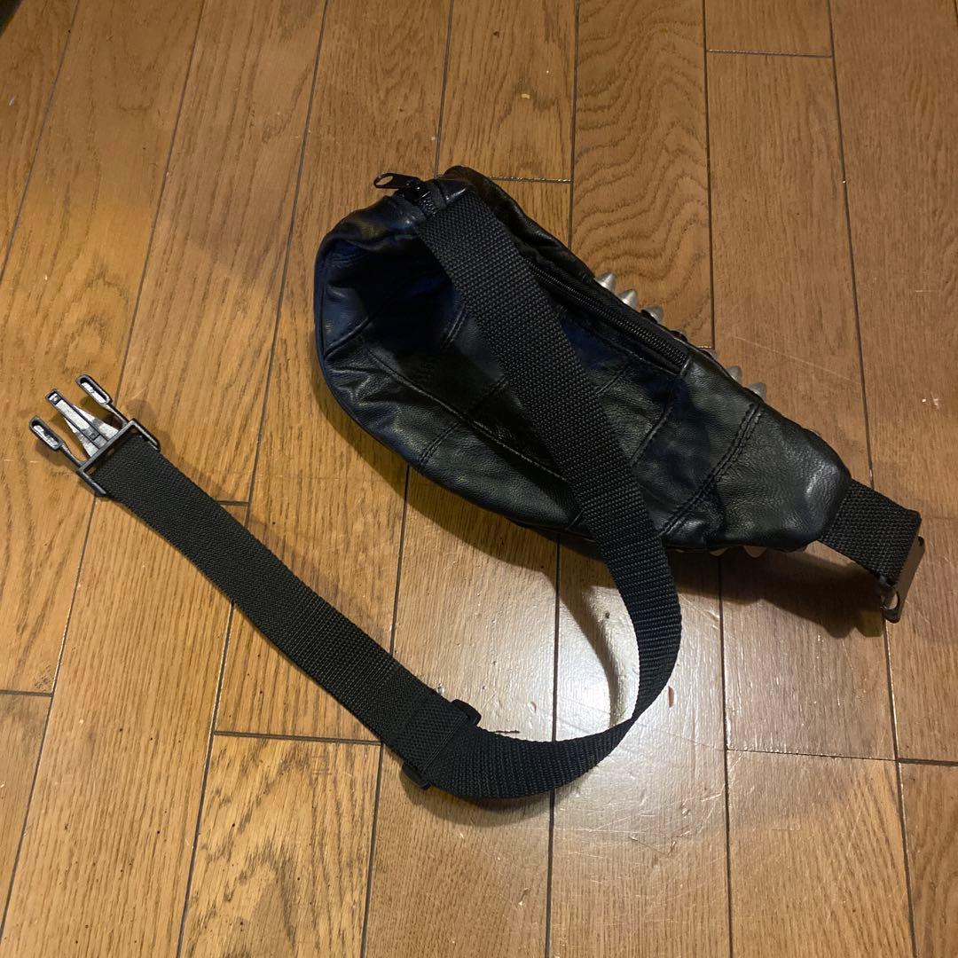 ウエストポーチ パンク、ハードコア、クラスト、666、スタッズ - メルカリ