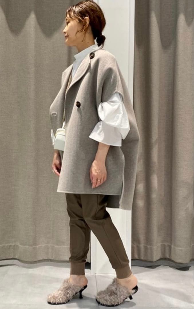 新品 ノーブル MTR リバーポンチョ ジレ - メルカリ