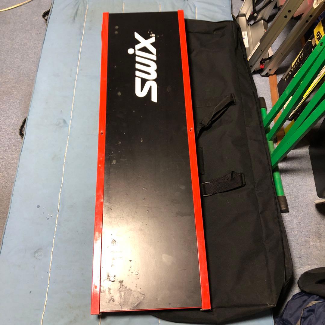 SWIX スキーチューンナップ台 収納バッグ付 - スキー在庫 処分