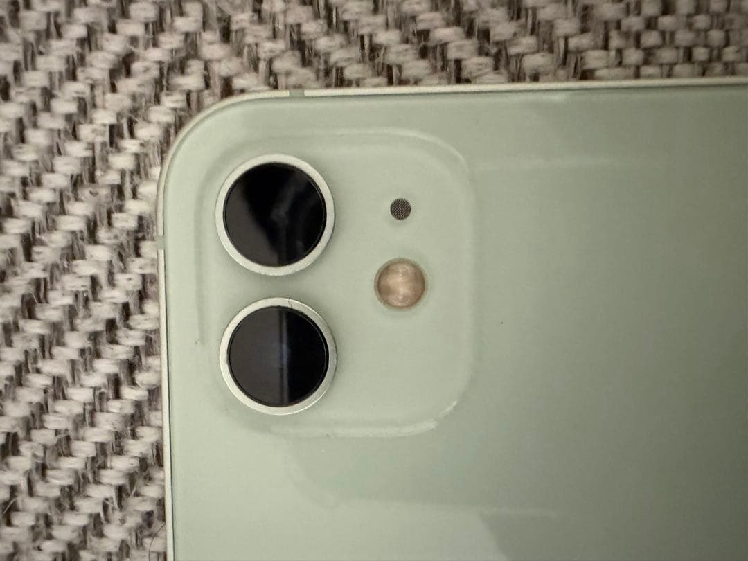 iPhone12 64GB SIMフリー バッテリー82％ ホワイト 傷少ない - メルカリ