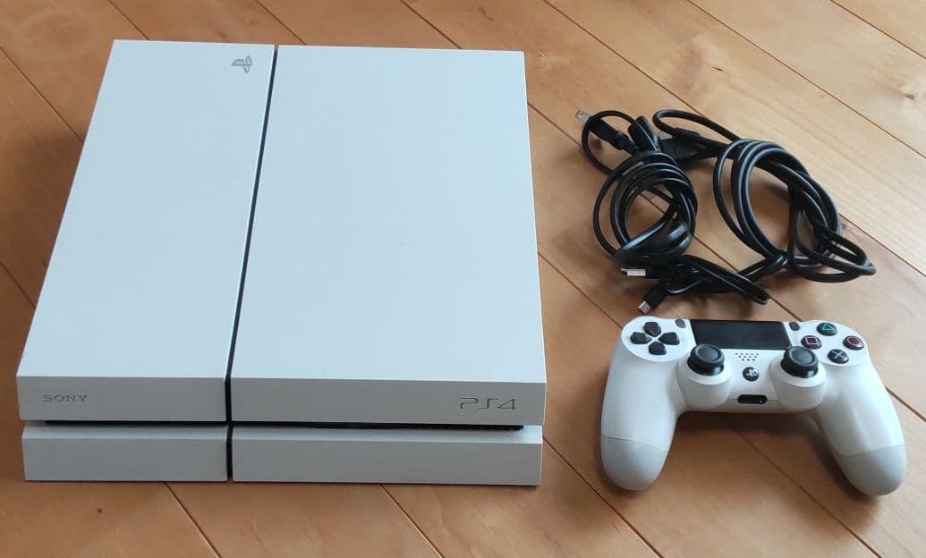 PlayStation®4 グレイシャー・ホワイト 500GB CUH-120… L108412252