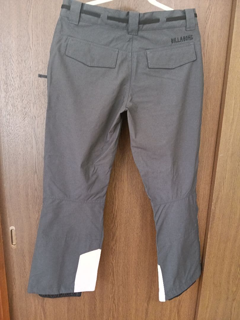 値下げしました！スノーボードウェア 使用回数2、3回 美品！ BILLABONG