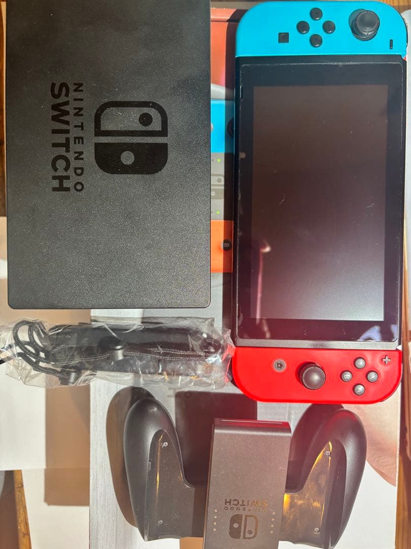 美品 Nintendo Switch 本体 一式 箱あり モンハンライズ付き モンハンライズ」仕様のSwitch本体セットが本日発売！ メイン
