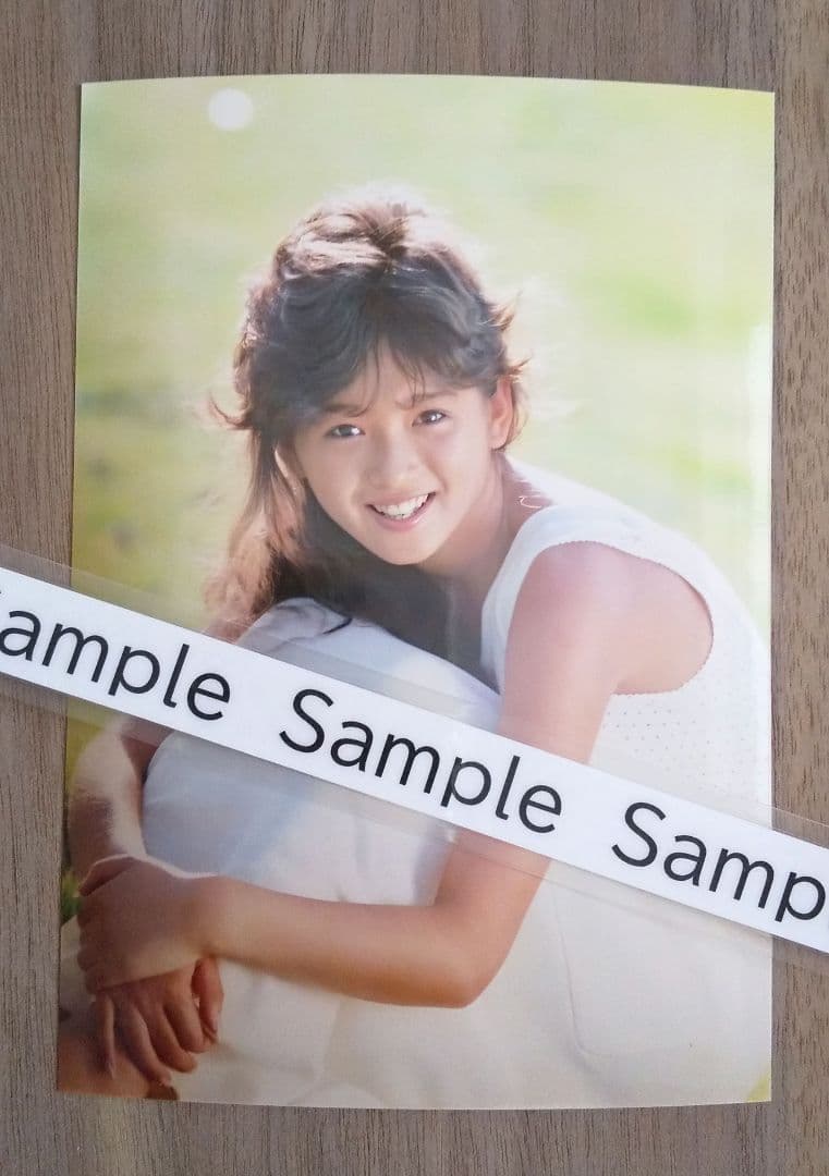 現品限り】中山美穂 2L判ラミネート写真 13 - メルカリ