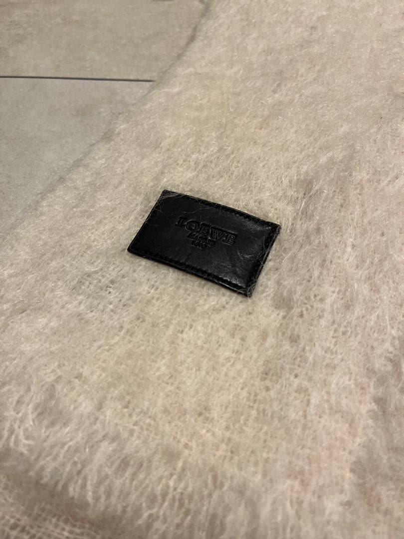 ロエベ　マフラー　オフホワイト　黒　ロゴ　レザー 楽天市場】【国内正規品/ショップバッグ付】LOEWE ロエベ マフラー