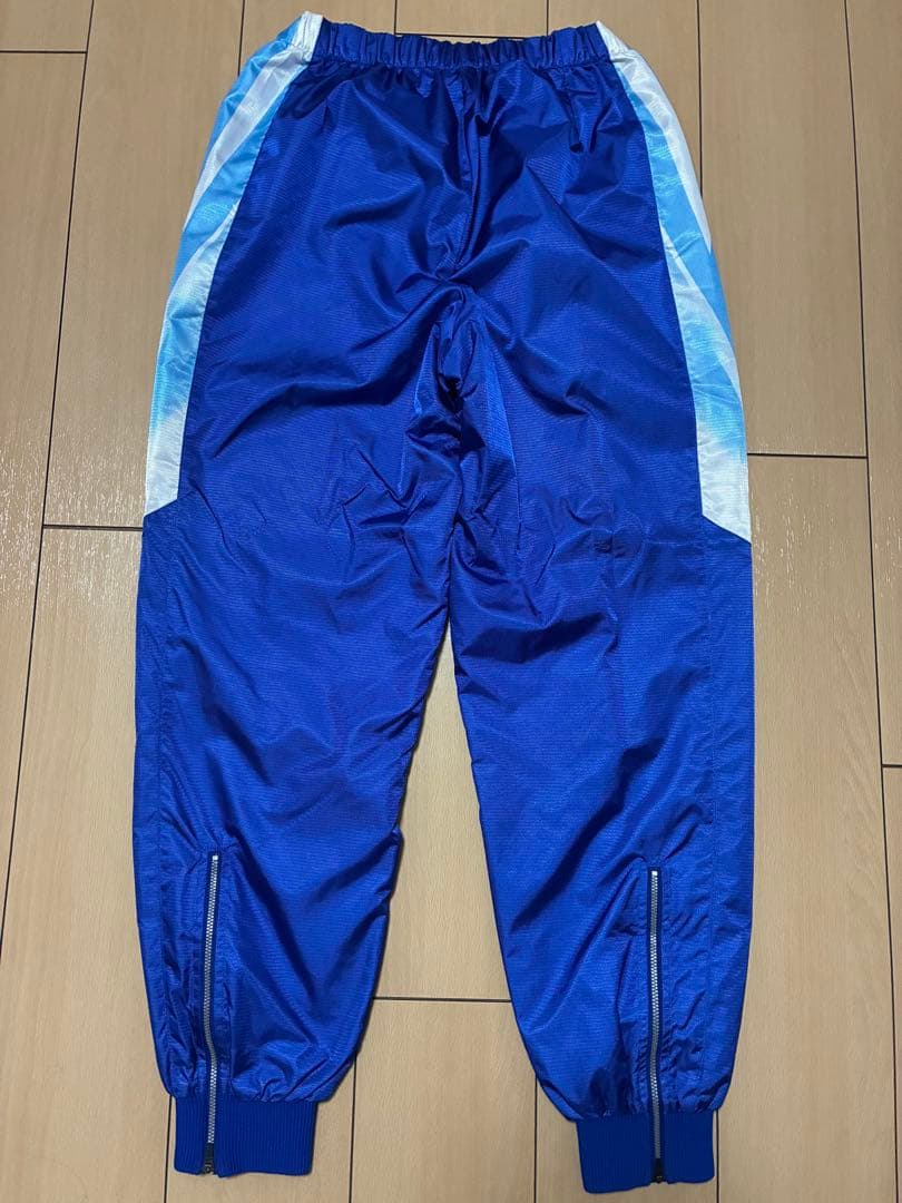 最終値下！美品【90sヴィンテージ】ジュビロ磐田ウィンドブレーカー