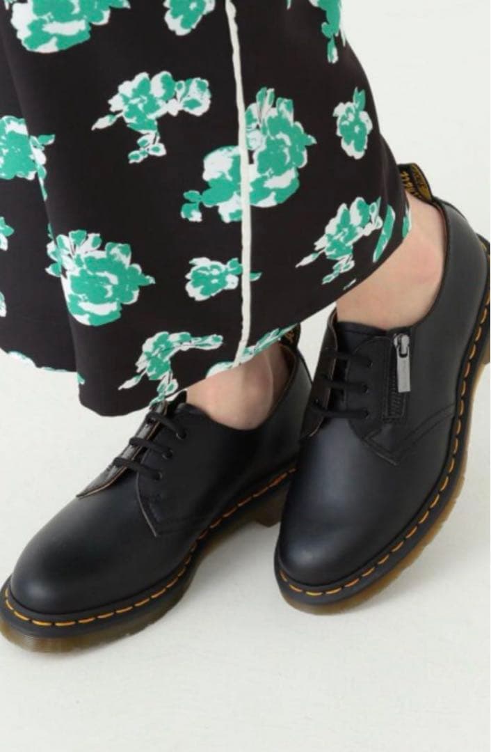 Dr.Martens × Ray BEAMS 別注SLANTING ZIP