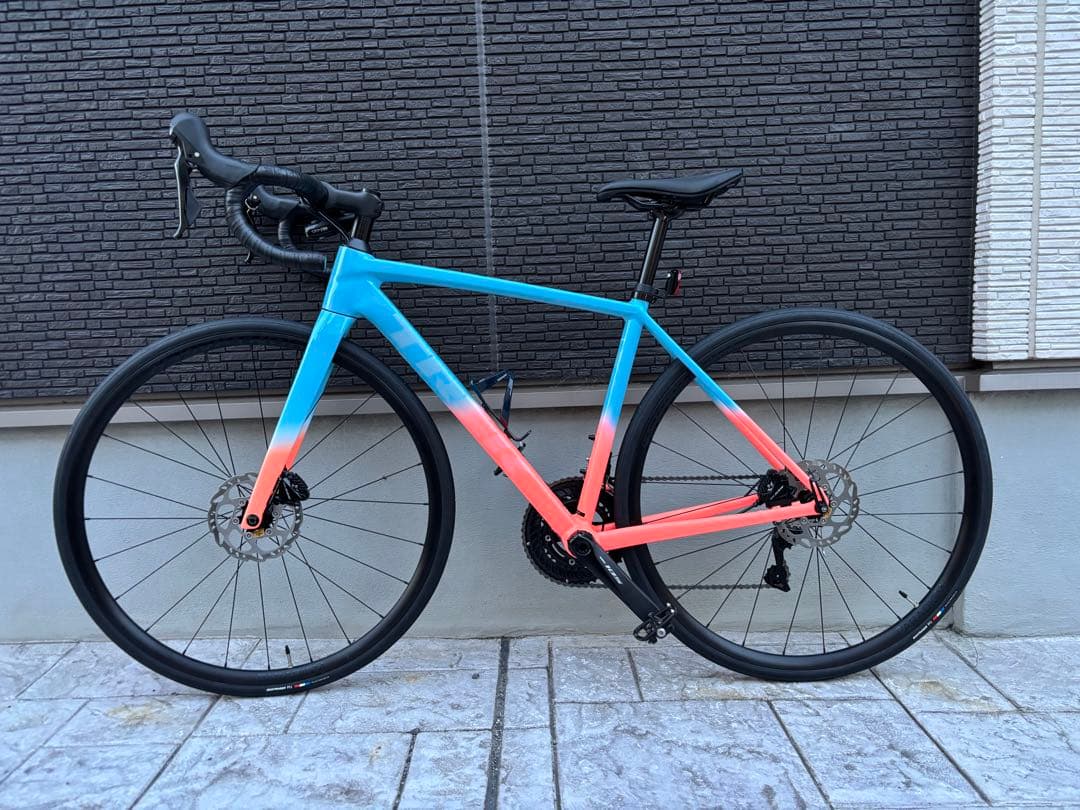 TREK モデル：emonda ALR5 2023 年式：2023年モデル TREK EMONDA ALR 5 2023モデル 50サイズ Trek Black 在庫品セール