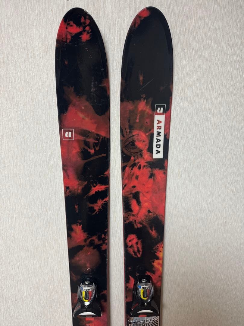 ARMADA WHITEWALKER 116 look pivot 12