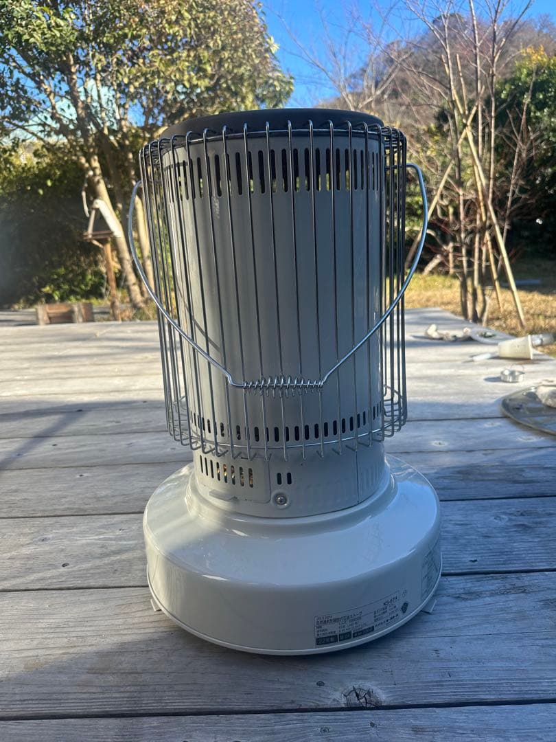 タカチャン様専用 2022年製 トヨトミ 石油ストーブ KS67HW おまけ付き