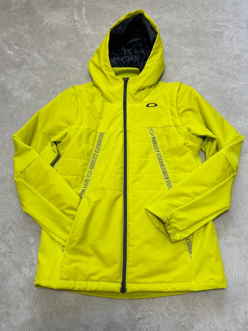 Oakley】2wayパフジャケット＆ハイネックシャツ セット