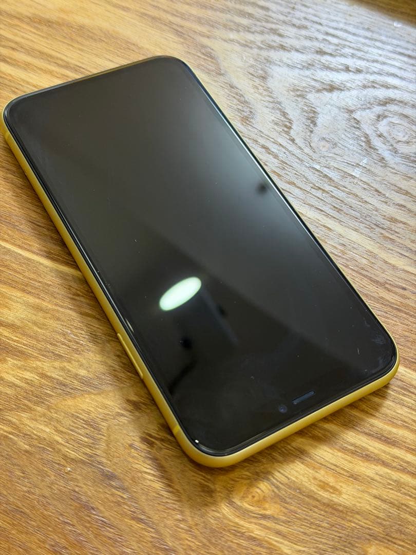 iPhone 11 イエロー 本体 SIMロック解除済 バッテリー純正交換済