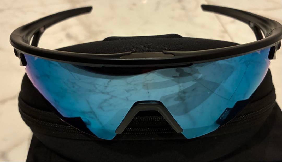 OAKLEY SPHAERA PRIZMレンズ ブルー　マットブラック フレーム Oakley SPHAERA Matte Black POLARIZED PRIZM Deep Water Blue Lens