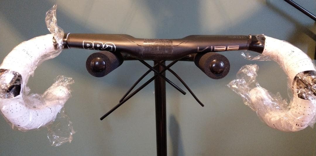 Shimano PRO VIBE エアロスーパーライトハンドルバー 380mm SALE!! PRO 【 VIBE エアロスーパーライトコンパクトハンドルバー