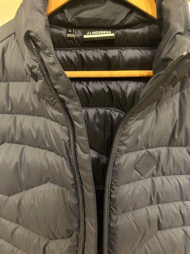 J.LINDEBERG ジェイリンドバーグ ライトダウンベスト ネイビー