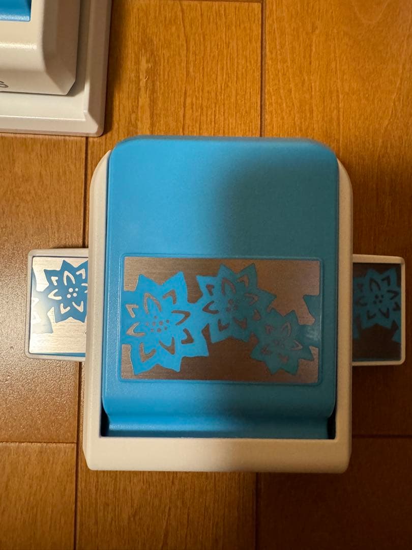 完売品 クリエイティブメモリーズ パンチ - メルカリ