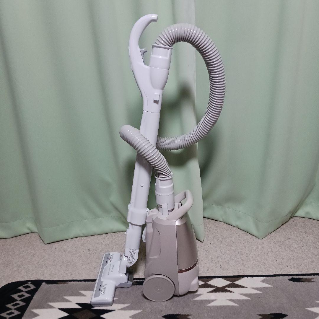 日立紙パック式掃除機　稼働品　　　 CV-KP90G 紙パック式クリーナー CV-KP90G ： クリーナー ： 日立の家電品
