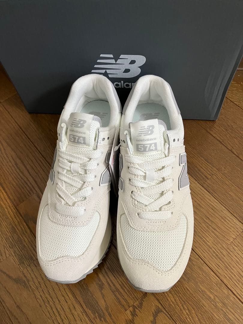 23.5cm ニューバランスWL574 オフホワイトカラー 厚底スニーカー
