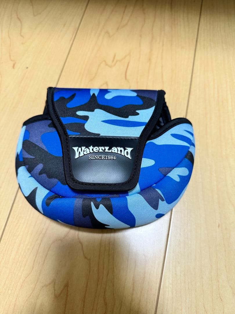 極美品】シマノ 24ツインパワー C2000S ウォーターランドリールケース