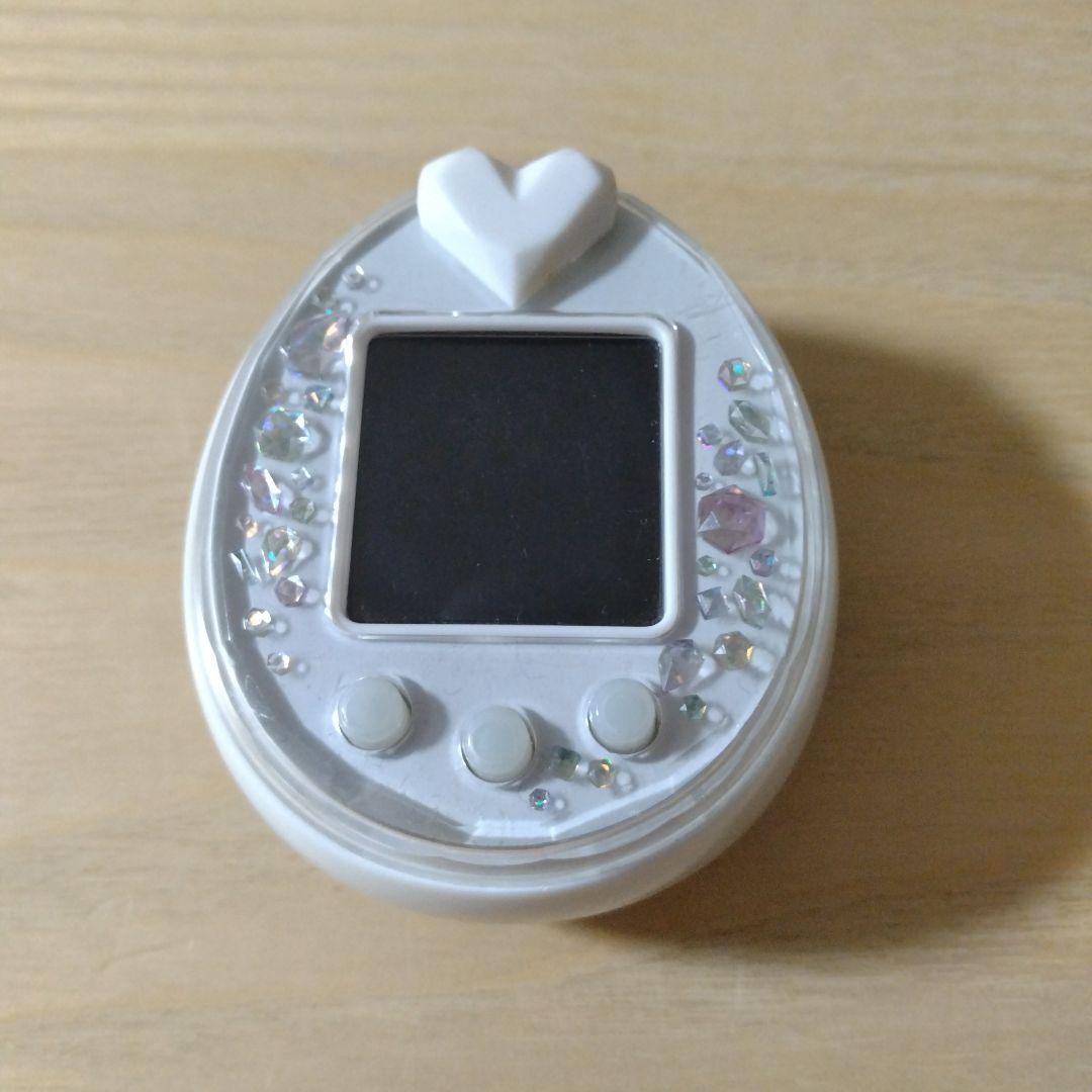 たまごっちP's ホワイト Tamagotchi たまごっちピース 白 - メルカリ